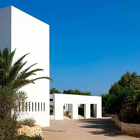 Hotel Meditur Puglia 4*